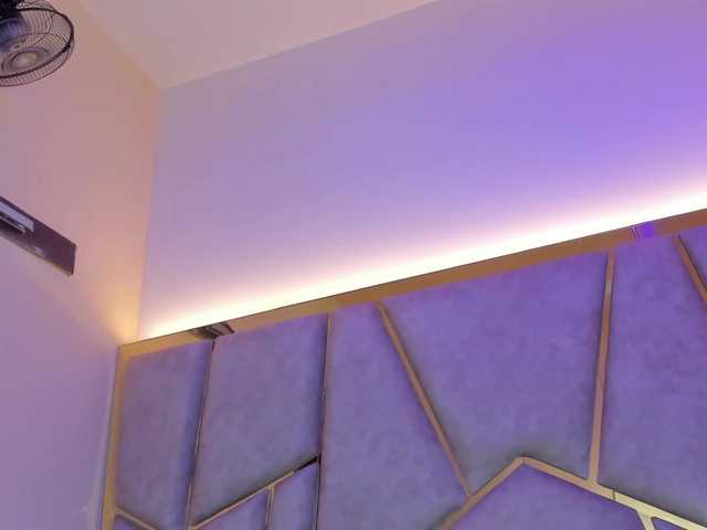 Cloe-candy live cam on BongaCams