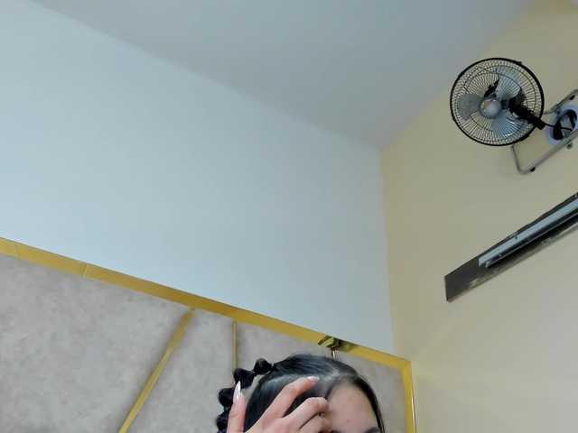 Cloe-candy live cam on BongaCams