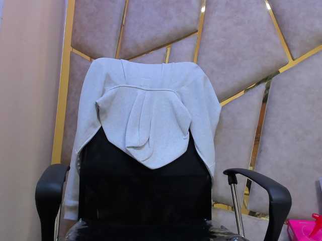 Cloe-candy live cam on BongaCams