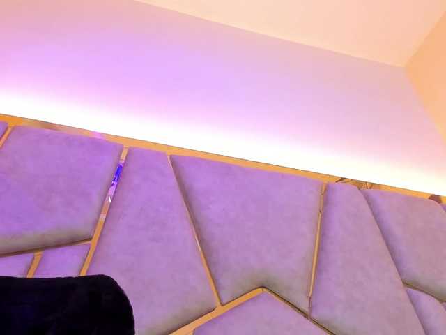 Cloe-candy live cam on BongaCams