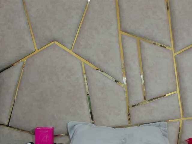 Cloe-candy live cam on BongaCams