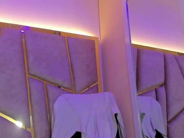 Cloe-candy live cam on BongaCams
