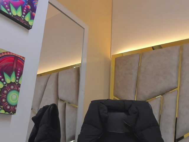 Cloe-candy live cam on BongaCams