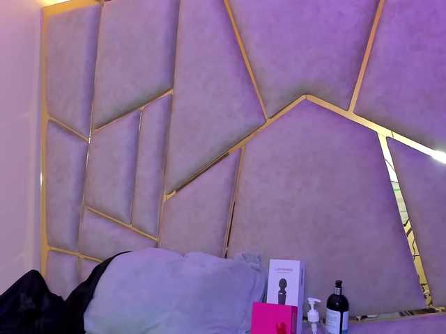 Cloe-candy live cam on BongaCams