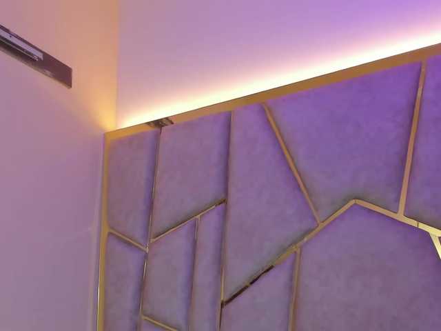 Cloe-candy live cam on BongaCams