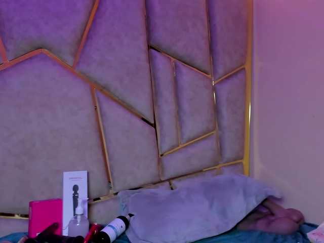 Cloe-candy live cam on BongaCams