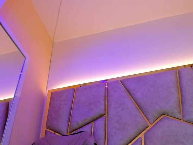 Cloe-candy live cam on BongaCams