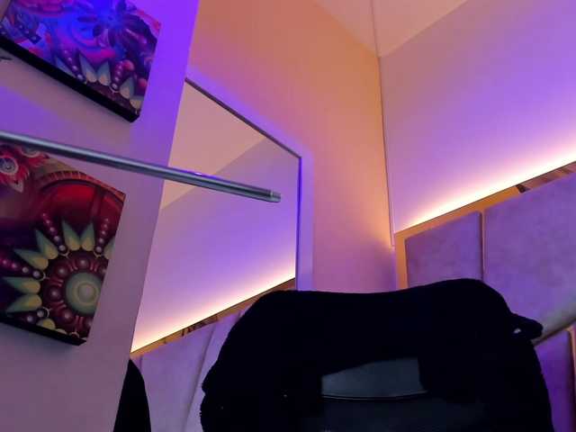 Cloe-candy live cam on BongaCams
