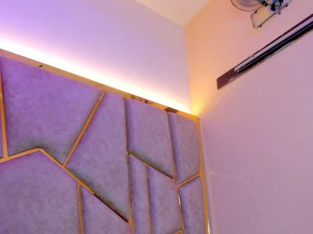 Cloe-candy live cam on BongaCams