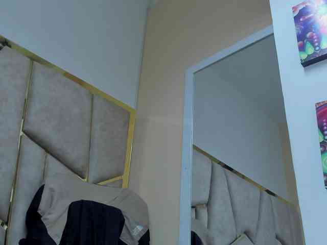 Cloecandy webcam