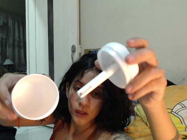 AlinaWoolf live cam on BongaCams