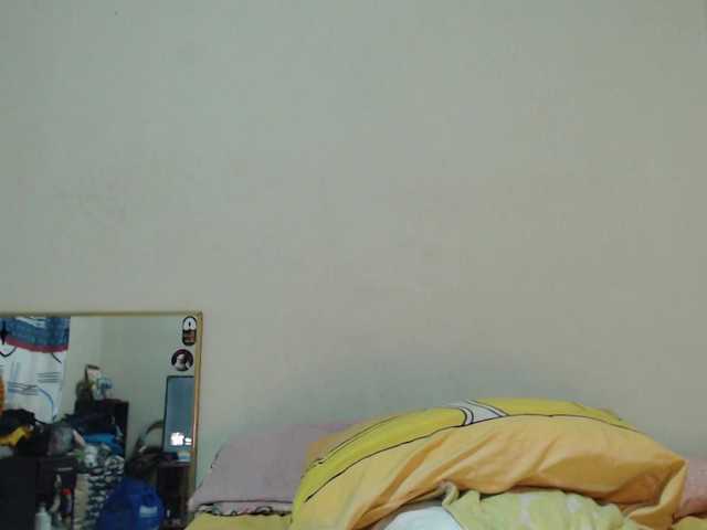 AlinaWoolf live cam on BongaCams