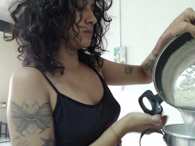 AlinaWoolf live webcam show