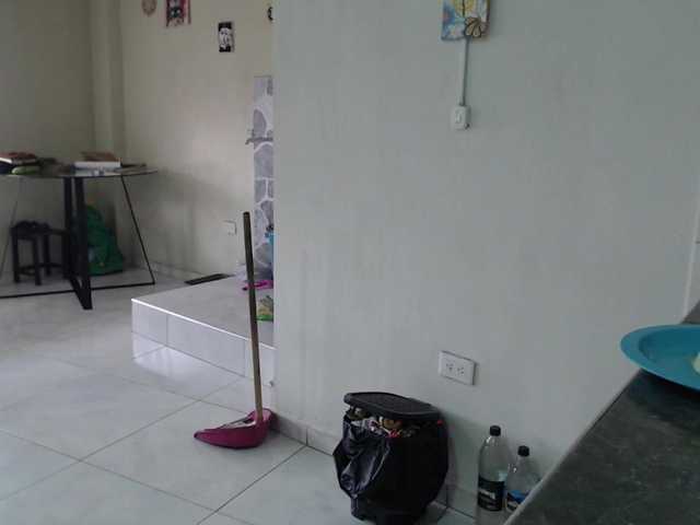 AlinaWoolf live on BongaCams