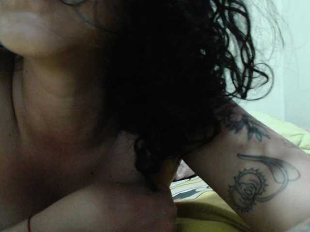 AlinaWoolf live webcam show
