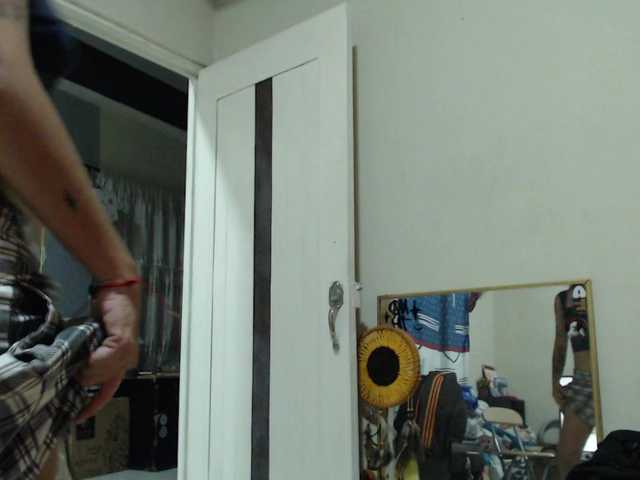 AlinaWoolf live cam on BongaCams