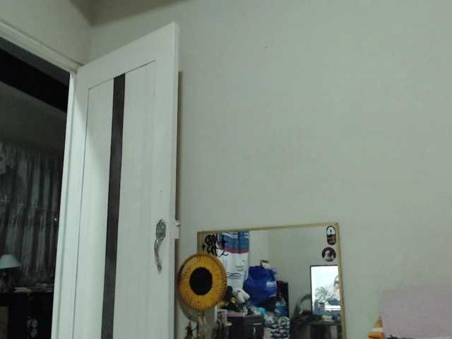 AlinaWoolf live cam on BongaCams