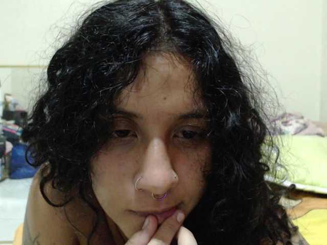 AlinaWoolf live webcam show