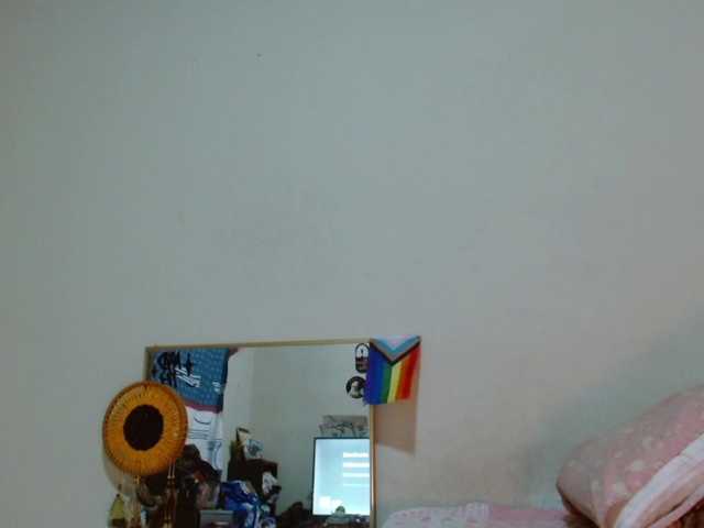 AlinaWoolf live cam on BongaCams