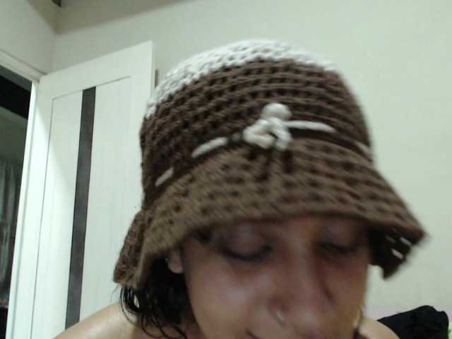 AlinaWoolf Live Cam on BongaCams