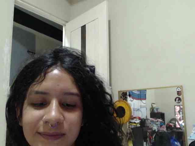 AlinaWoolf Live Webcam on BongaCams