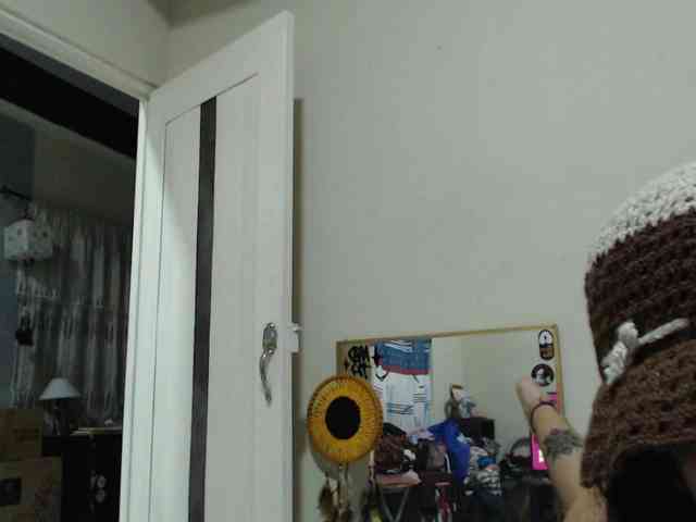 AlinaWoolf webcam