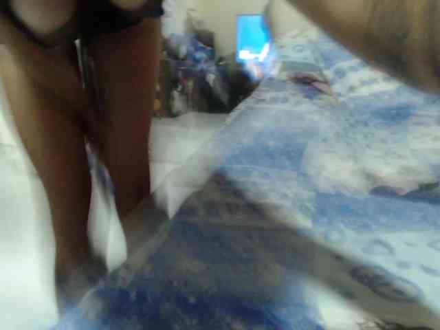 AlinaWoolf webcam