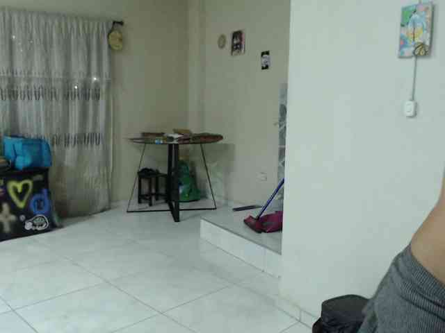 AlinaWoolf webcam