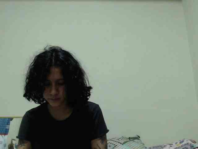 AlinaWoolf webcam