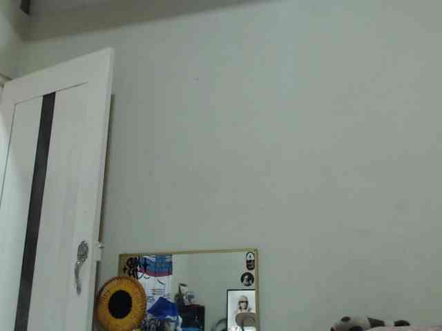 AlinaWoolf webcam