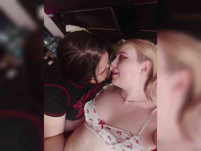 HolyDevilS webcam
