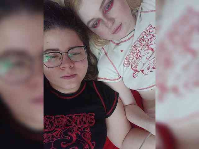 HolyDevilS webcam