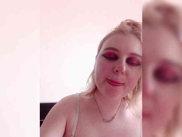 HolyDevilS webcam