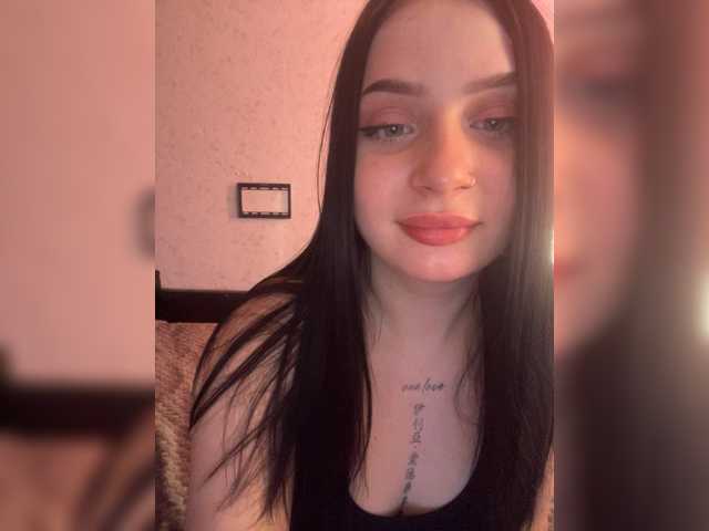 sexy-girl999 live cam on BongaCams