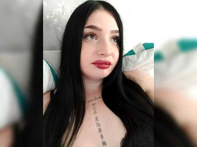sexy-girl999 live cam on BongaCams