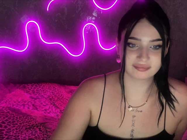 sexy-girl999 live cam on BongaCams