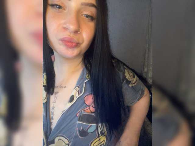 sexy-girl999 live cam on BongaCams