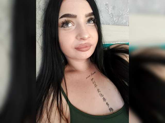 sexy-girl999 live cam on BongaCams
