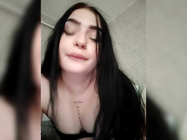 sexy-girl999 live cam on BongaCams