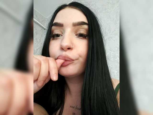 _Lina_ live cam