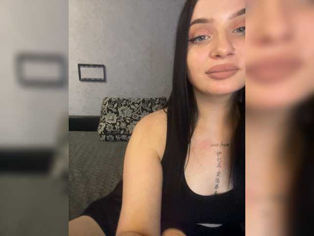 sexy-girl999 live cam on BongaCams