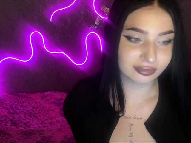 sexy-girl999 live cam on BongaCams