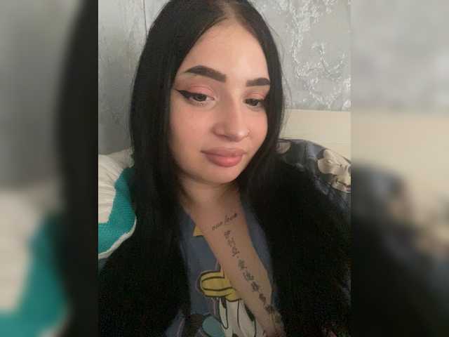 _Lina_ live cam preview