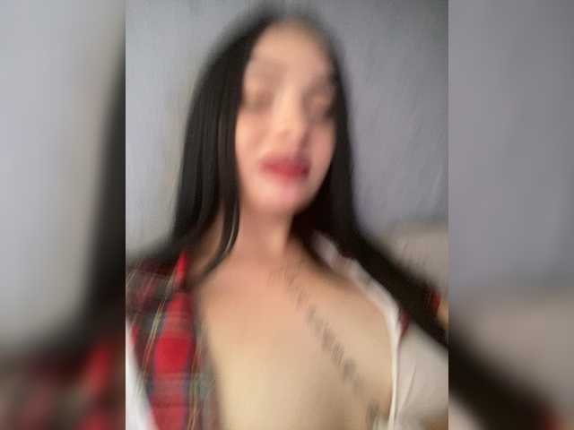 sexy-girl999 live cam on BongaCams
