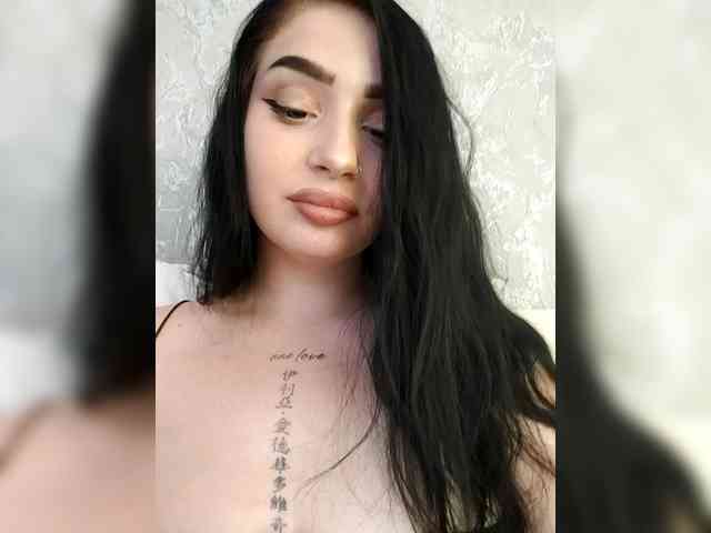 Model: _Lina_