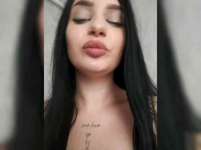 Model: _Lina_