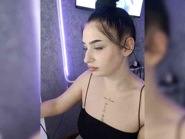 _Lina_ webcam
