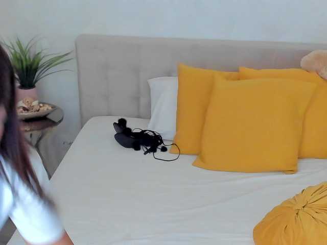 SuaveGia live cam on BongaCams