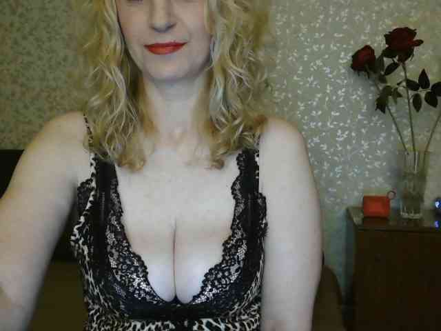 NatashaNannette