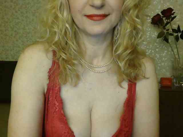 NatashaNannette